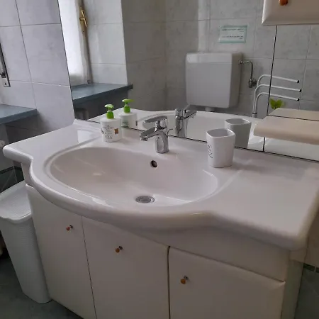 Con Garage * アスティ