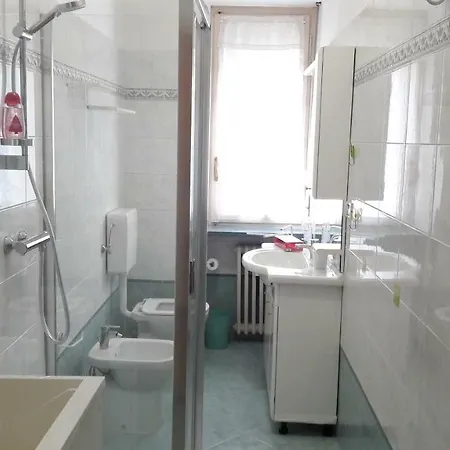 Con Garage アパート *